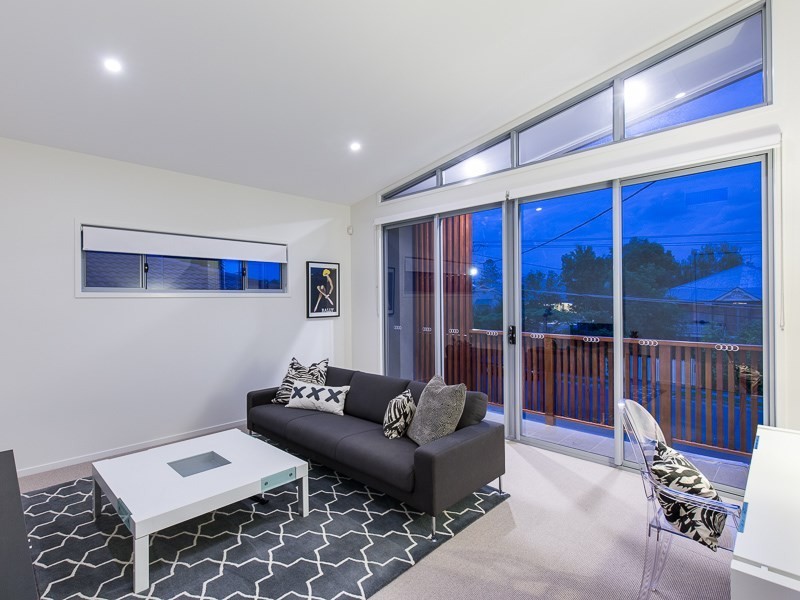 34 Lindsay Street, Hawthorne QLD 4171