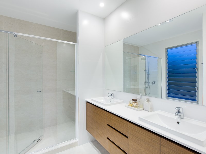 34 Lindsay Street, Hawthorne QLD 4171