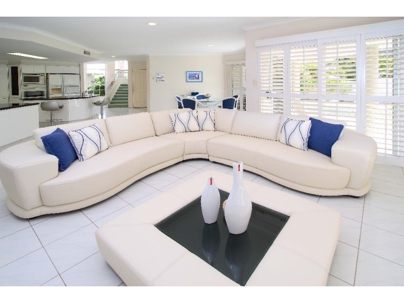19 Troon Place, Carindale QLD 4152