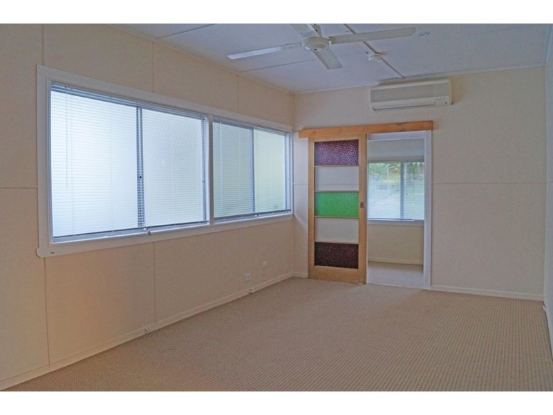 28 First Street, Camp Hill QLD 4152