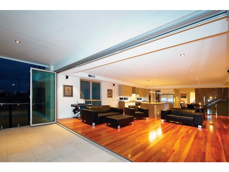 22 Laidlaw Parade, East Brisbane QLD 4169