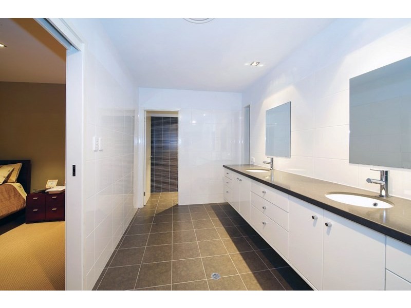 22 Laidlaw Parade, East Brisbane QLD 4169