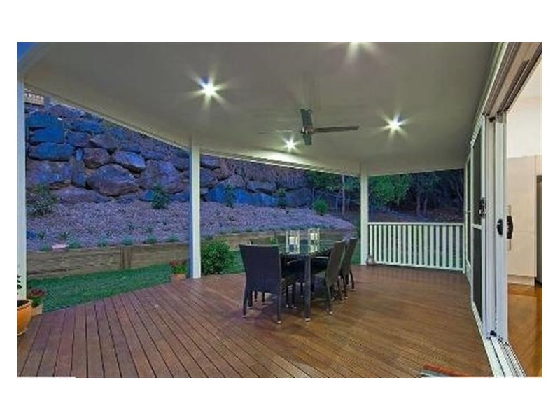 11a Laurie Street, Carina Heights QLD 4152