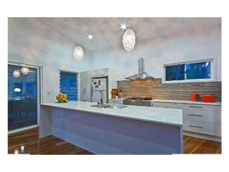 11a Laurie Street, Carina Heights QLD 4152