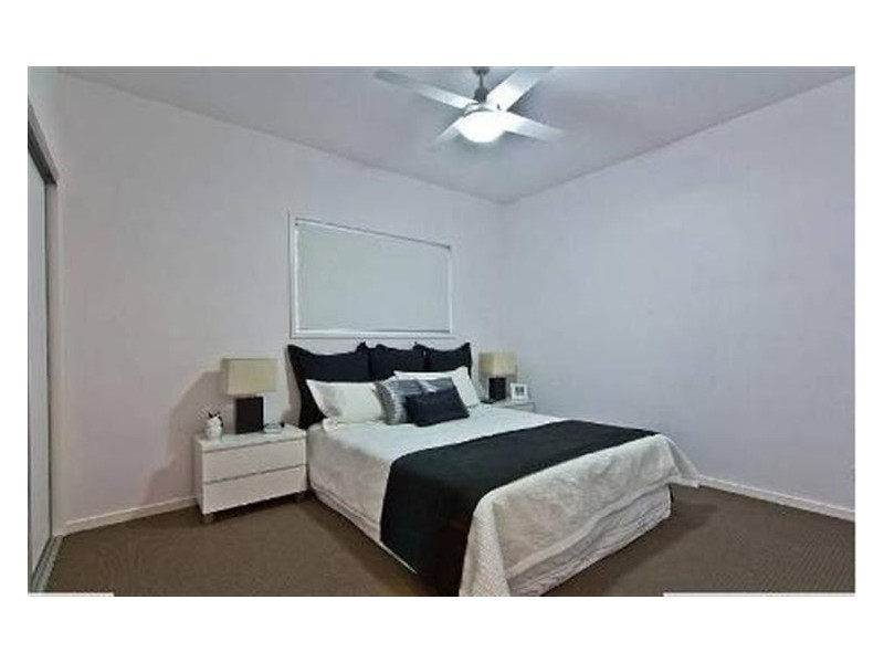 11a Laurie Street, Carina Heights QLD 4152