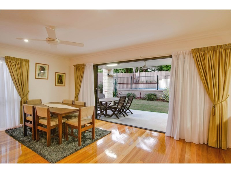 60 Turner Avenue, Fairfield QLD 4103