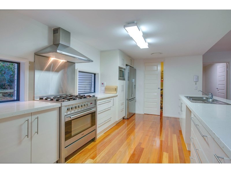 60 Turner Avenue, Fairfield QLD 4103