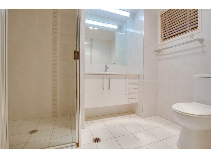 60 Turner Avenue, Fairfield QLD 4103