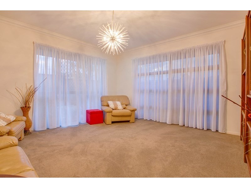 60 Turner Avenue, Fairfield QLD 4103