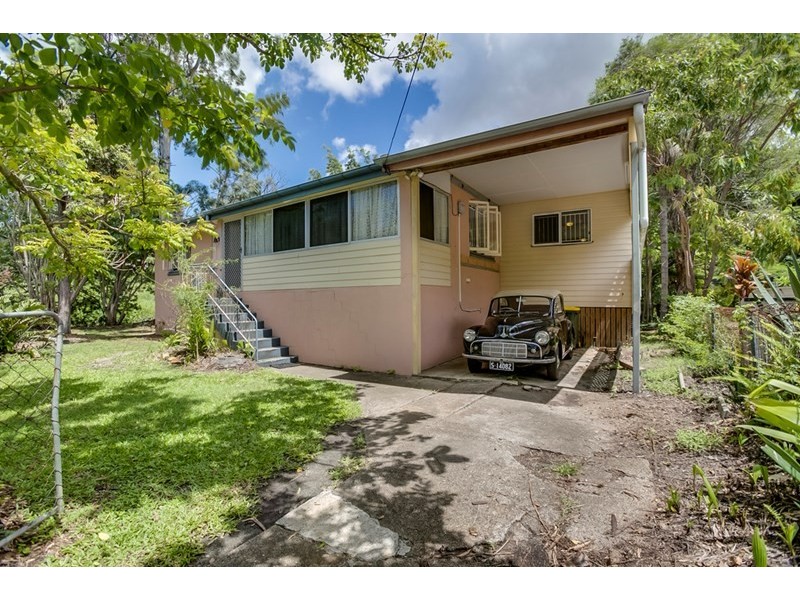 24 Coreen Street, Wynnum QLD 4178