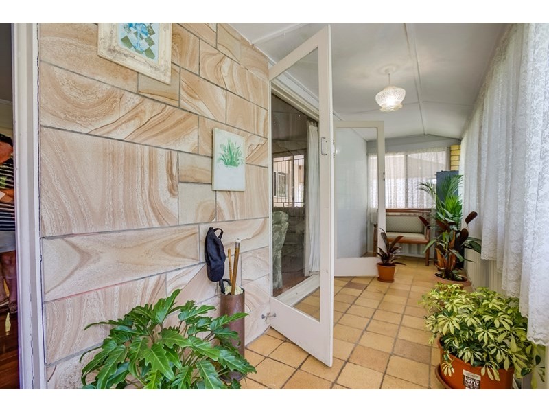 24 Coreen Street, Wynnum QLD 4178