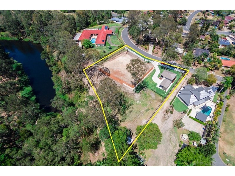 62 Koola Drive, Nerang QLD 4211