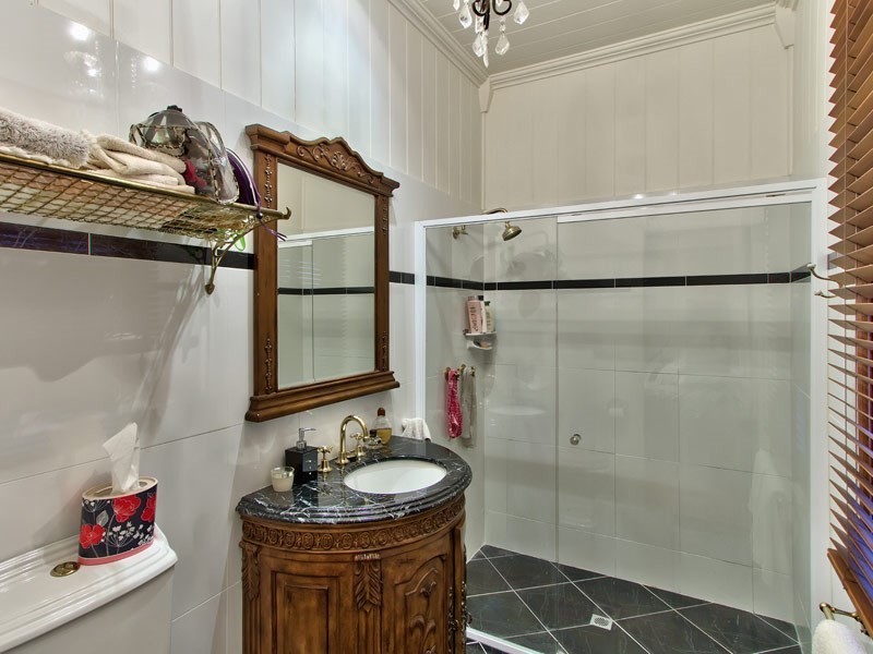 18 Apollo Road, Bulimba QLD 4171