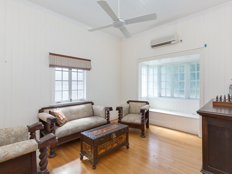 5 Bodalla Street, Norman Park QLD 4170