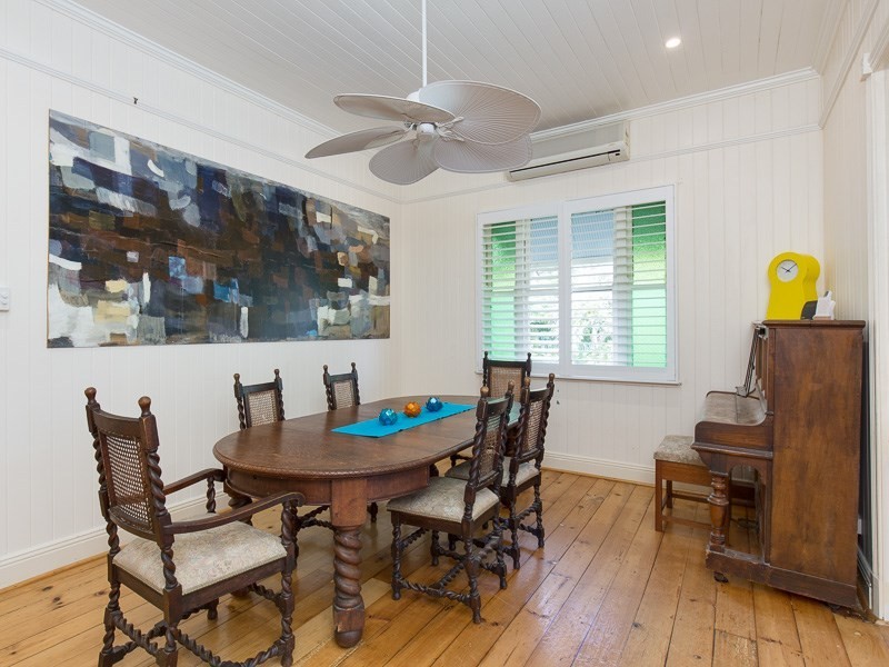 5 Bodalla Street, Norman Park QLD 4170