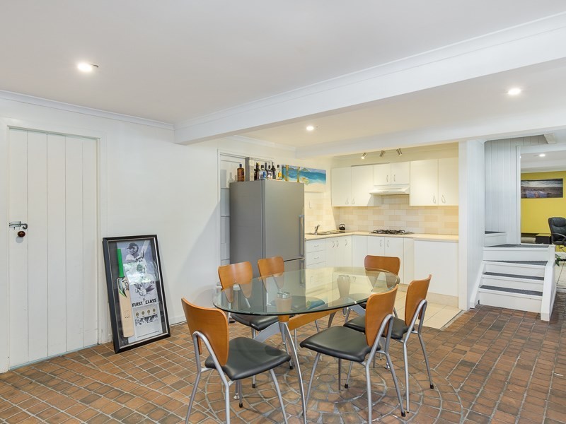 5 Bodalla Street, Norman Park QLD 4170