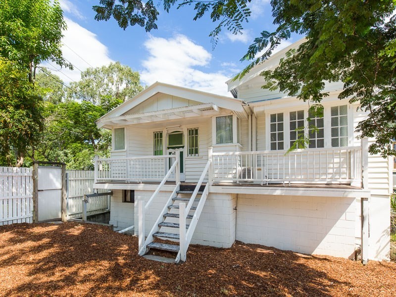 5 Bodalla Street, Norman Park QLD 4170