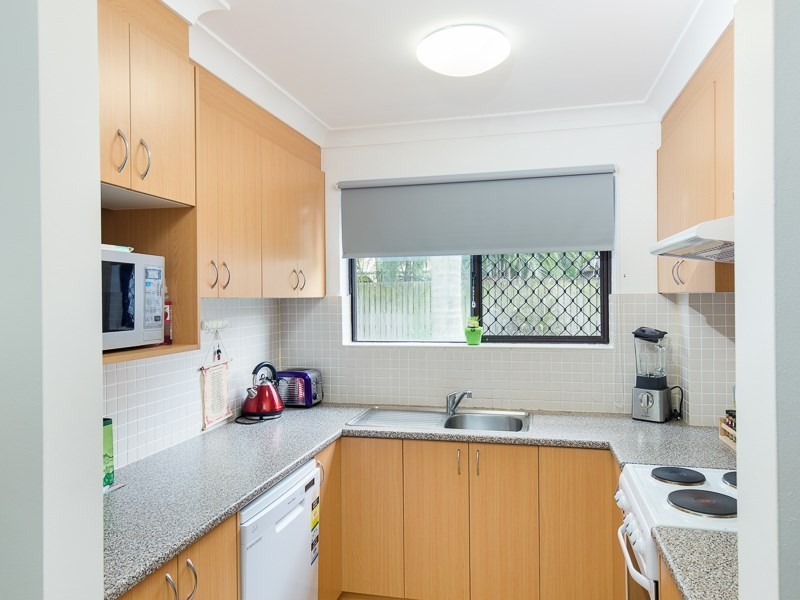 2/19 Malcolm Street, Hawthorne QLD 4171