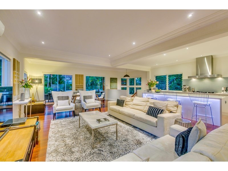 22 Beresford Terrace, Coorparoo QLD 4151