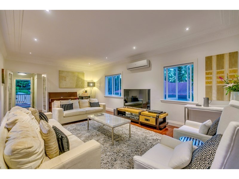 22 Beresford Terrace, Coorparoo QLD 4151