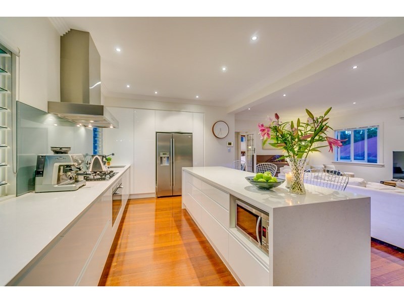 22 Beresford Terrace, Coorparoo QLD 4151