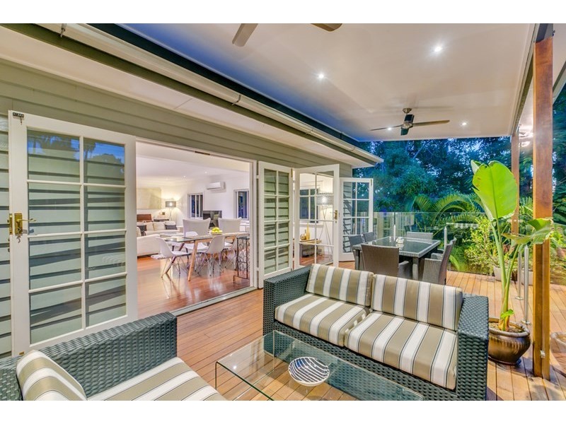 22 Beresford Terrace, Coorparoo QLD 4151