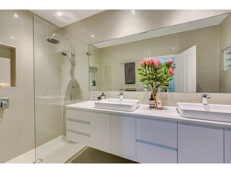 22 Beresford Terrace, Coorparoo QLD 4151