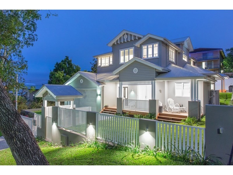 7 Merinda Street, Greenslopes QLD 4120