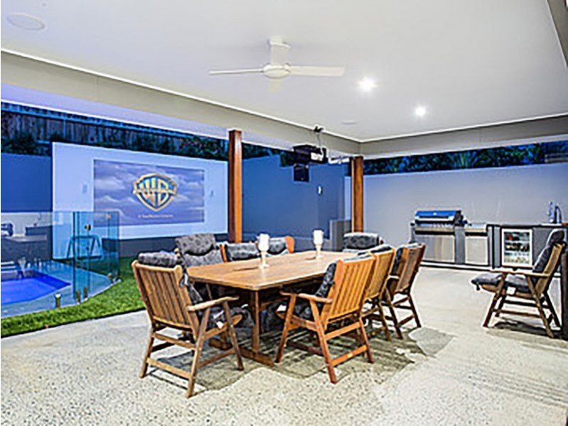 7 Merinda Street, Greenslopes QLD 4120