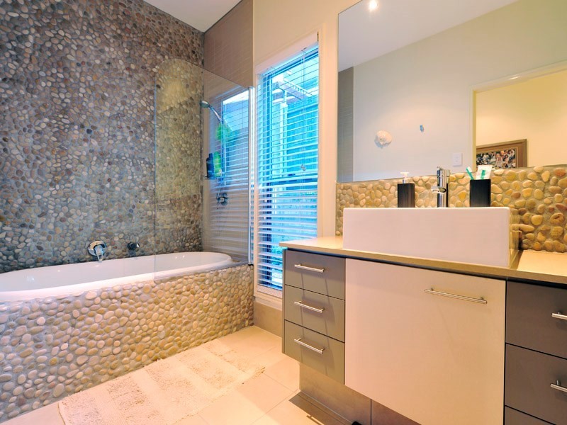 33 Riddell Street, Bulimba QLD 4171