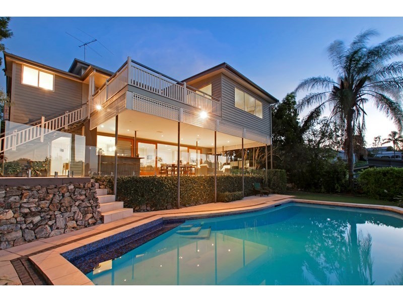 130 Sackville Street, Greenslopes QLD 4120