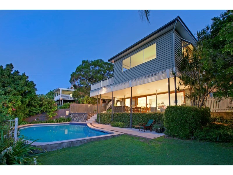 130 Sackville Street, Greenslopes QLD 4120