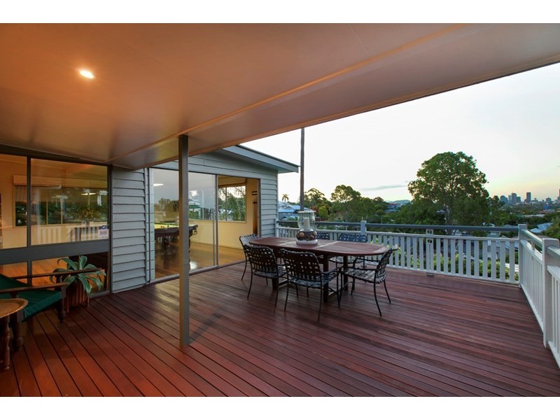 130 Sackville Street, Greenslopes QLD 4120