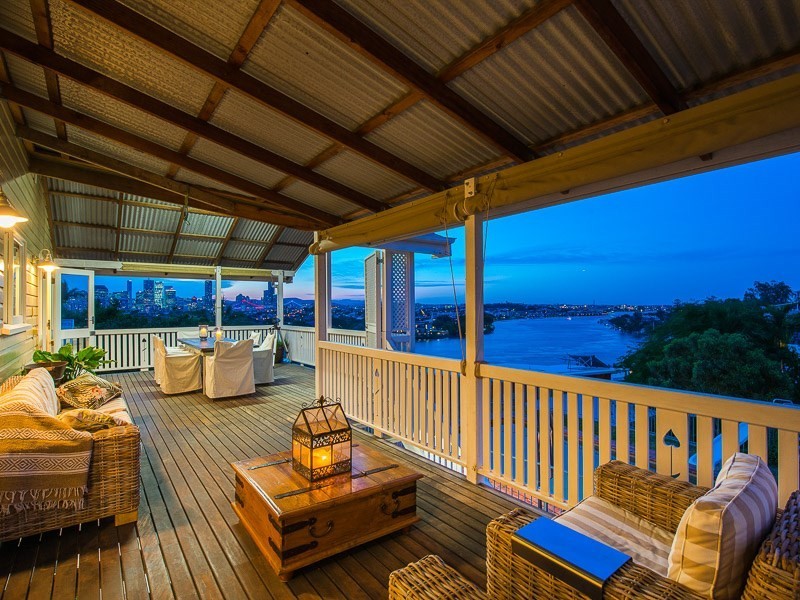 13 Cawmore Road, Hawthorne QLD 4171