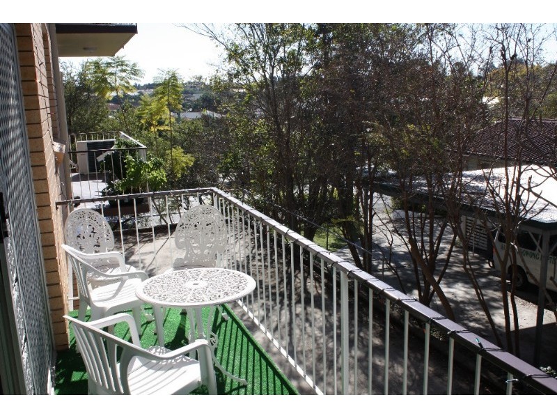 2/80 Sylvan Road, Toowong QLD 4066