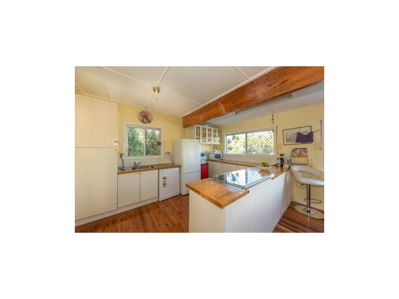 34 Arundal Street, Brighton QLD 4017