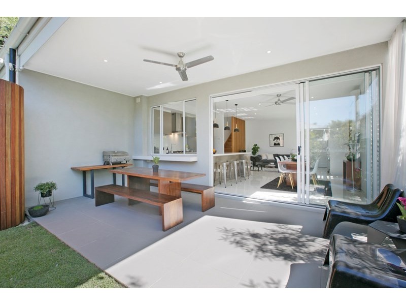 2/431 Hawthorne Road, Bulimba QLD 4171
