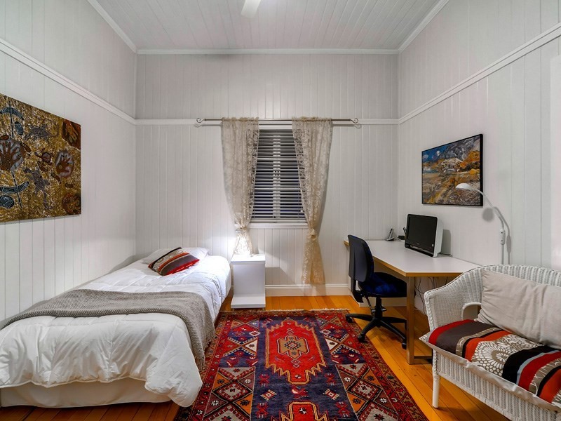 190 Virginia Avenue, Hawthorne QLD 4171