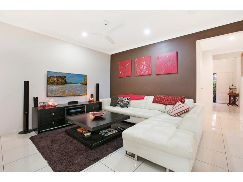 39 Greggor Street, Wynnum West QLD 4178