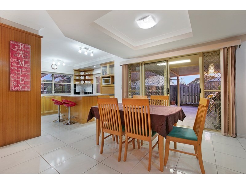 39 Greggor Street, Wynnum West QLD 4178