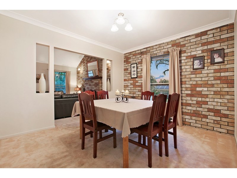 39 Greggor Street, Wynnum West QLD 4178