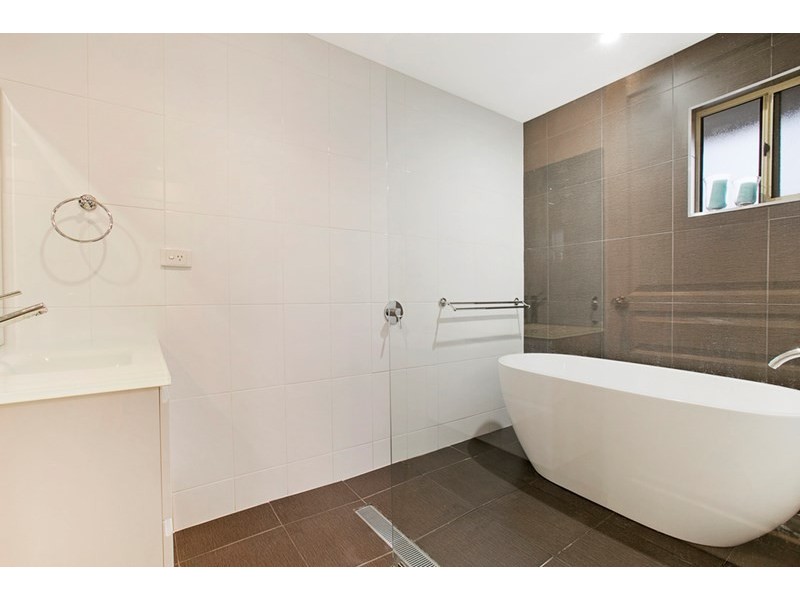 39 Greggor Street, Wynnum West QLD 4178