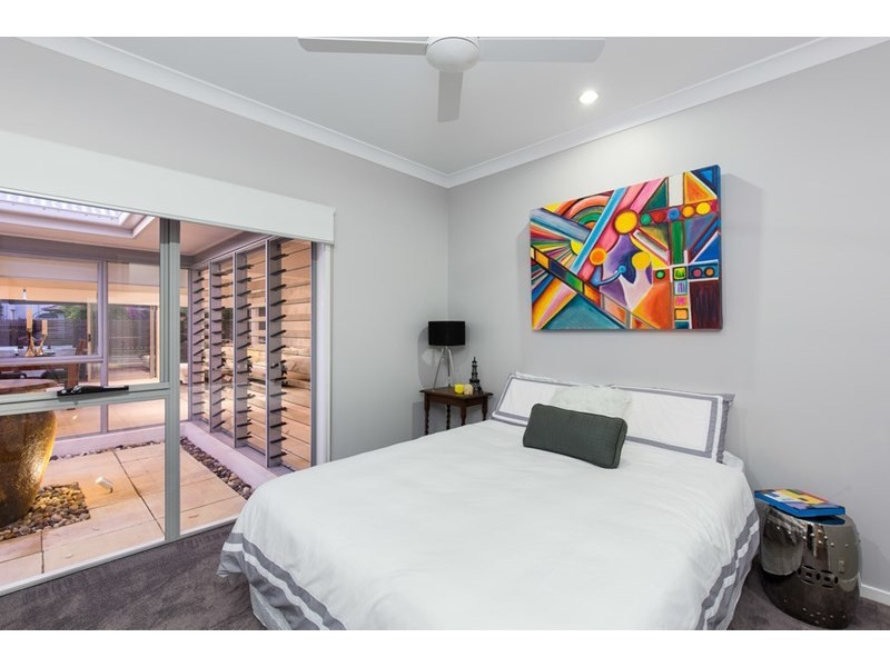 22 Franklin Street, Wakerley QLD 4154