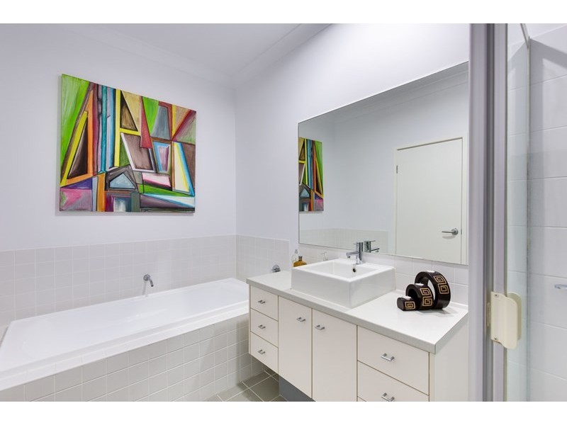 22 Franklin Street, Wakerley QLD 4154