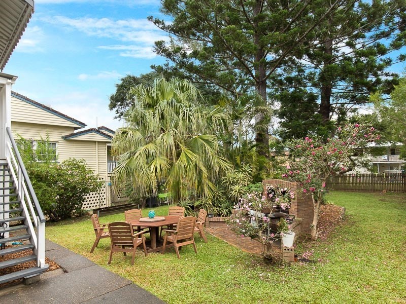 59 Turner Avenue, Fairfield QLD 4103