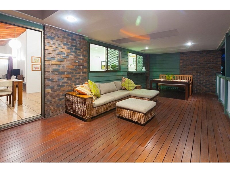 69 Brodie Street, Holland Park West QLD 4121