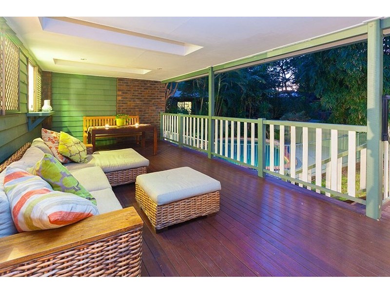 69 Brodie Street, Holland Park West QLD 4121