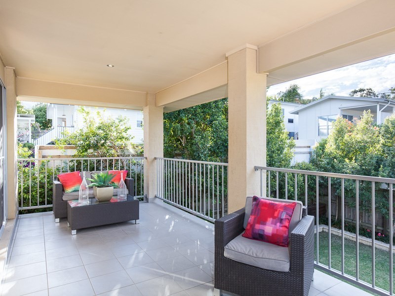 28 Melbourne Avenue, Camp Hill QLD 4152