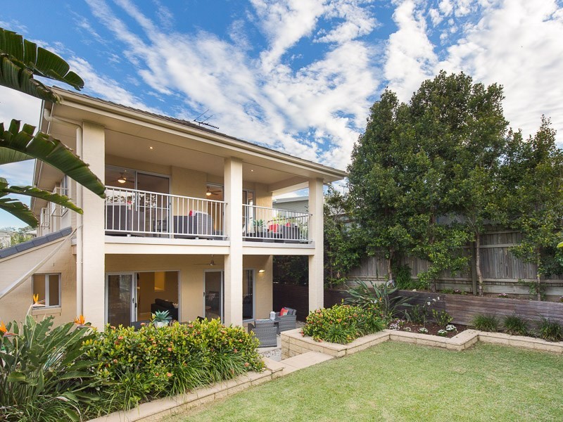 28 Melbourne Avenue, Camp Hill QLD 4152