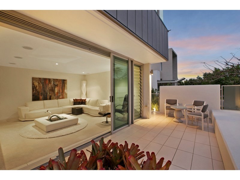 47 Waterline Crescent, Bulimba QLD 4171